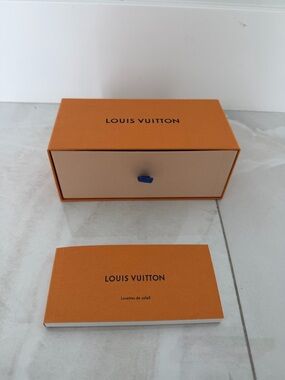 Louis Vuitton Pull Out Drawer Sunglasses Accessory Box w/ Multi Language Booklet
